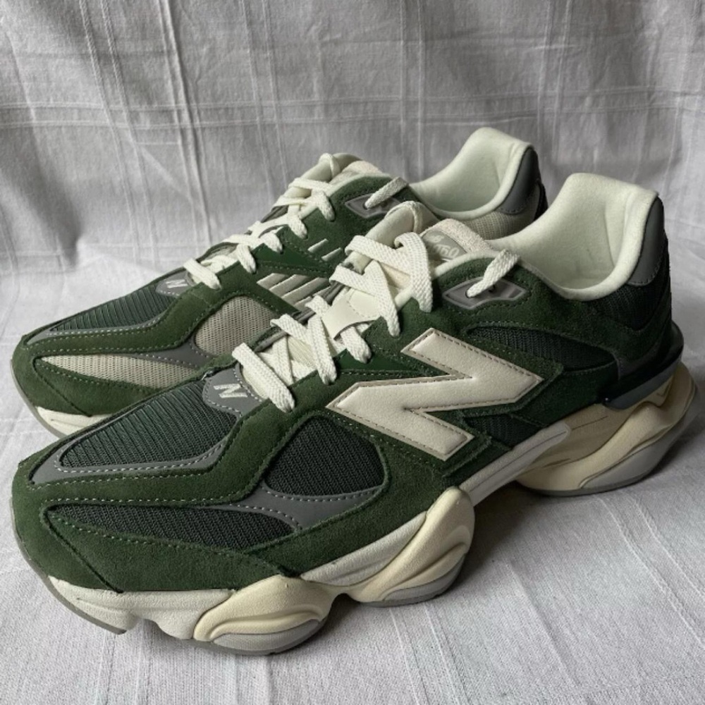 New Balance 9060 Nori